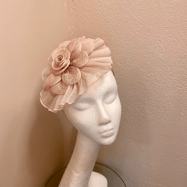 💕Lola lipstick pink headpiece 
