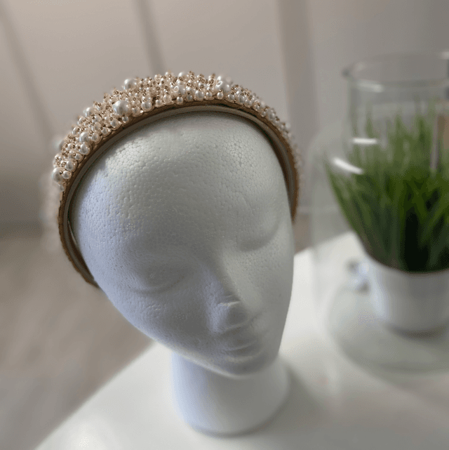 💛🤍Gold and white hairband